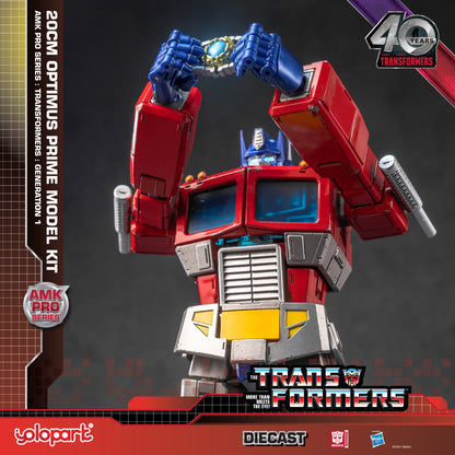 Transformers: Generation 1 - 20cm Optimus Prime Model Kit - AMK PRO Series